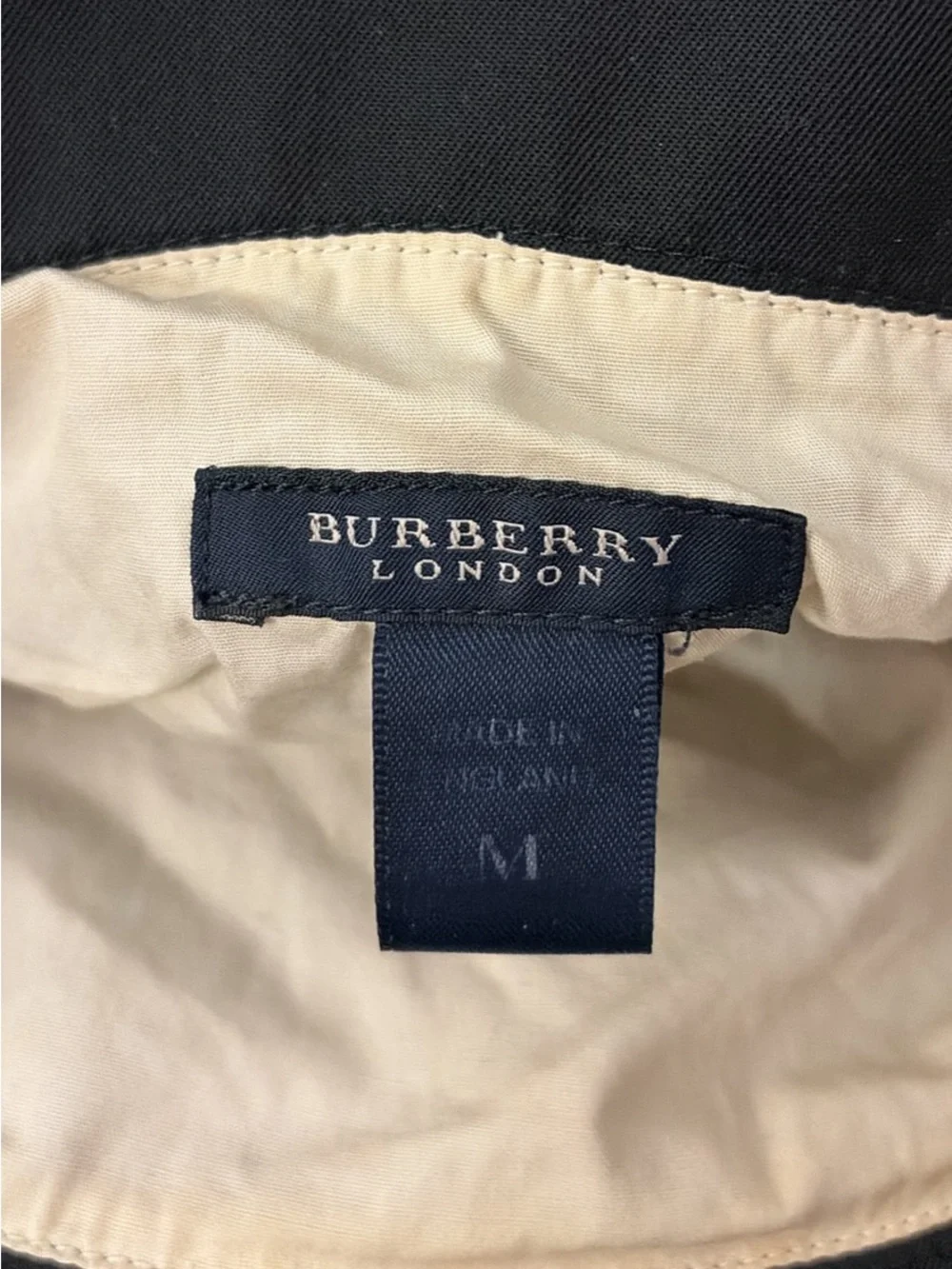 Vintage Burberry London Women's Black Check Lined Bucket Hat - Picture 4 of 4